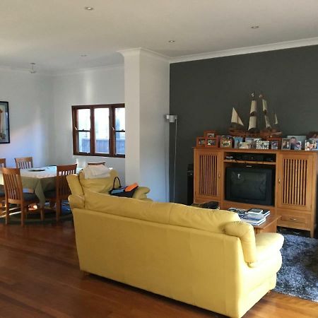 Maroubra Rooms In Modern House 시드니 외부 사진